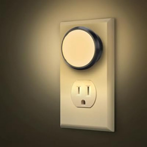 Night Lights Plug into Wall, Night Light with Dusk to Dawn Sensor, Soft White 3000K, Compact Plug in Nig…